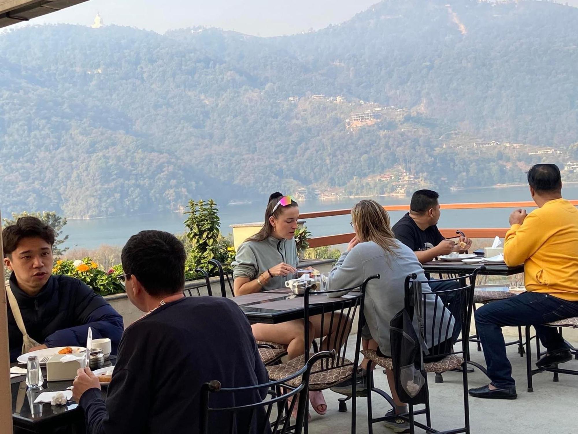Hotel Adam Pokhara Exterior foto