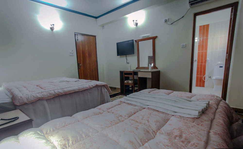 Hotel Adam Pokhara Exterior foto