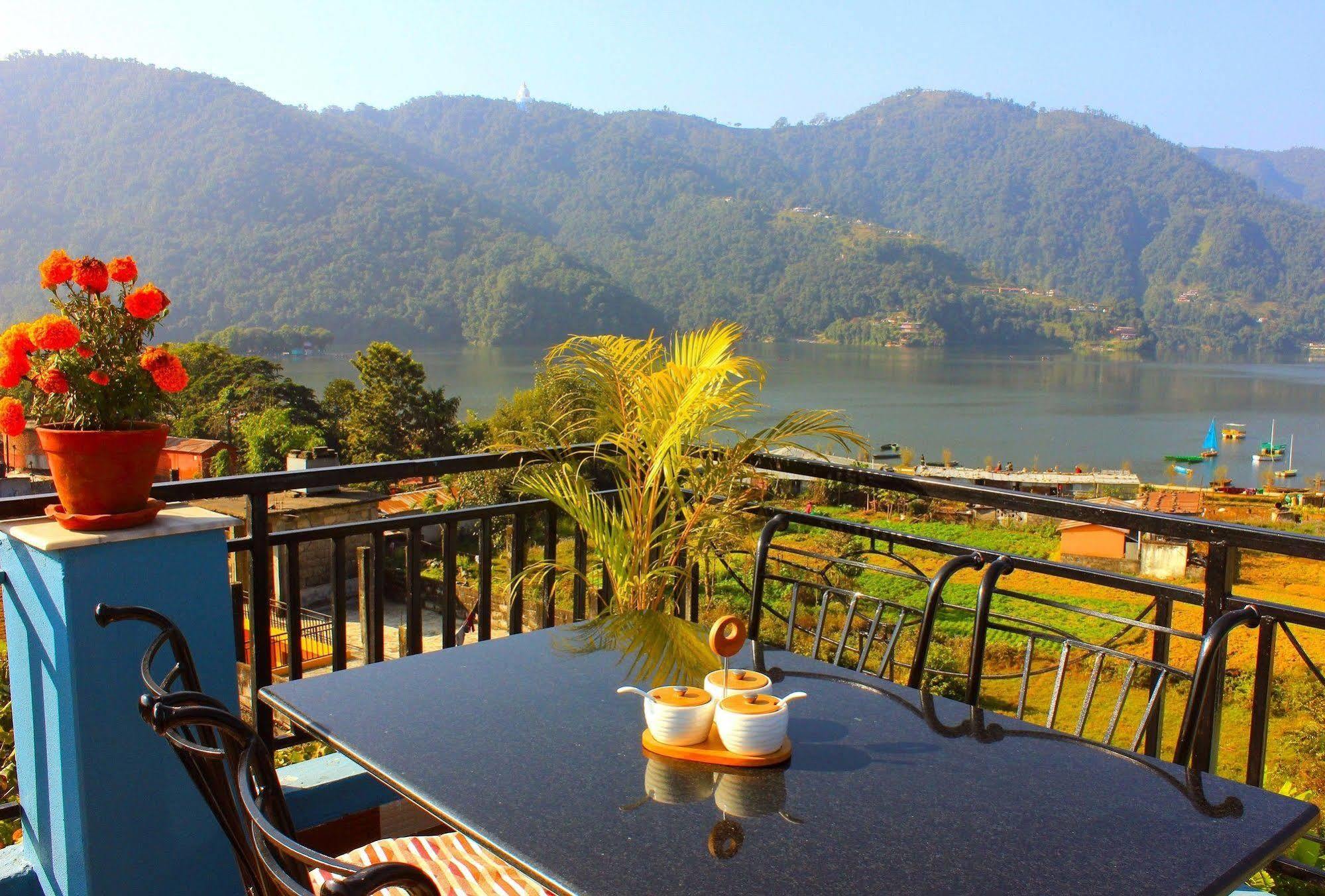 Hotel Adam Pokhara Exterior foto